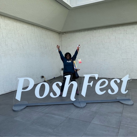 BEVMUR1985 LIVE SHOW at 5:08PM EST  on SATURDAYS “SATURDAY’S SATCHELS” - Picture 10 of 15